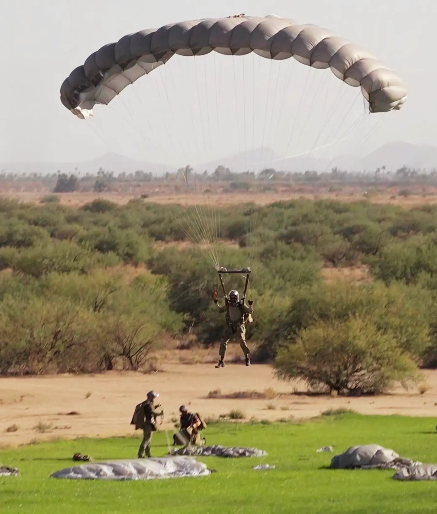 Military freefall training with AXIS